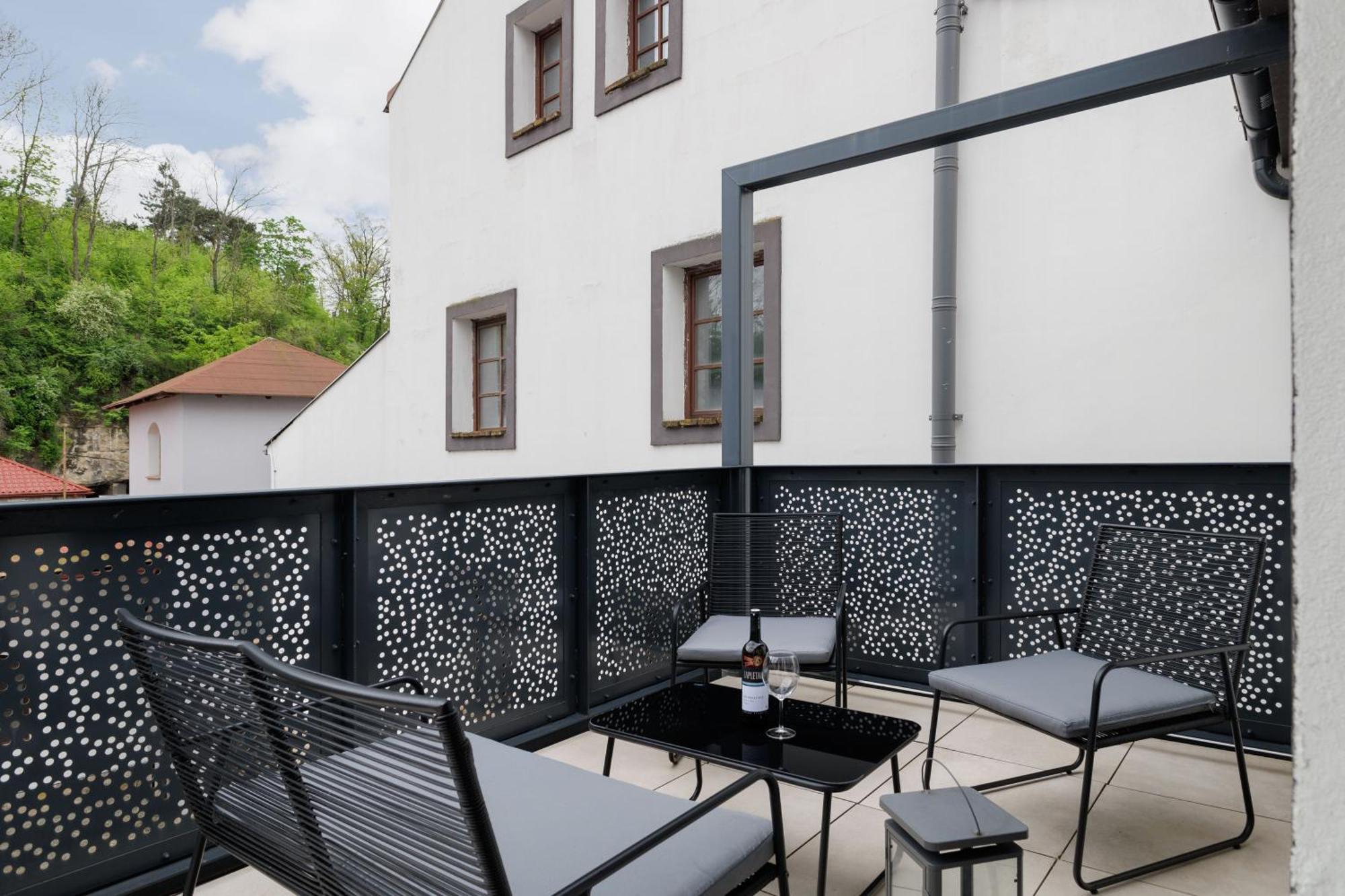 River Apartments Mladá Boleslav Exterior foto